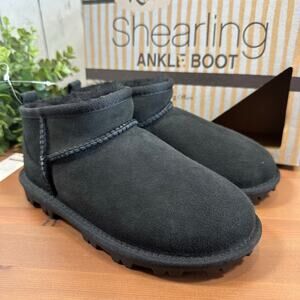 Kirkland Signature Kids Shearling Ankle Boots Size 1